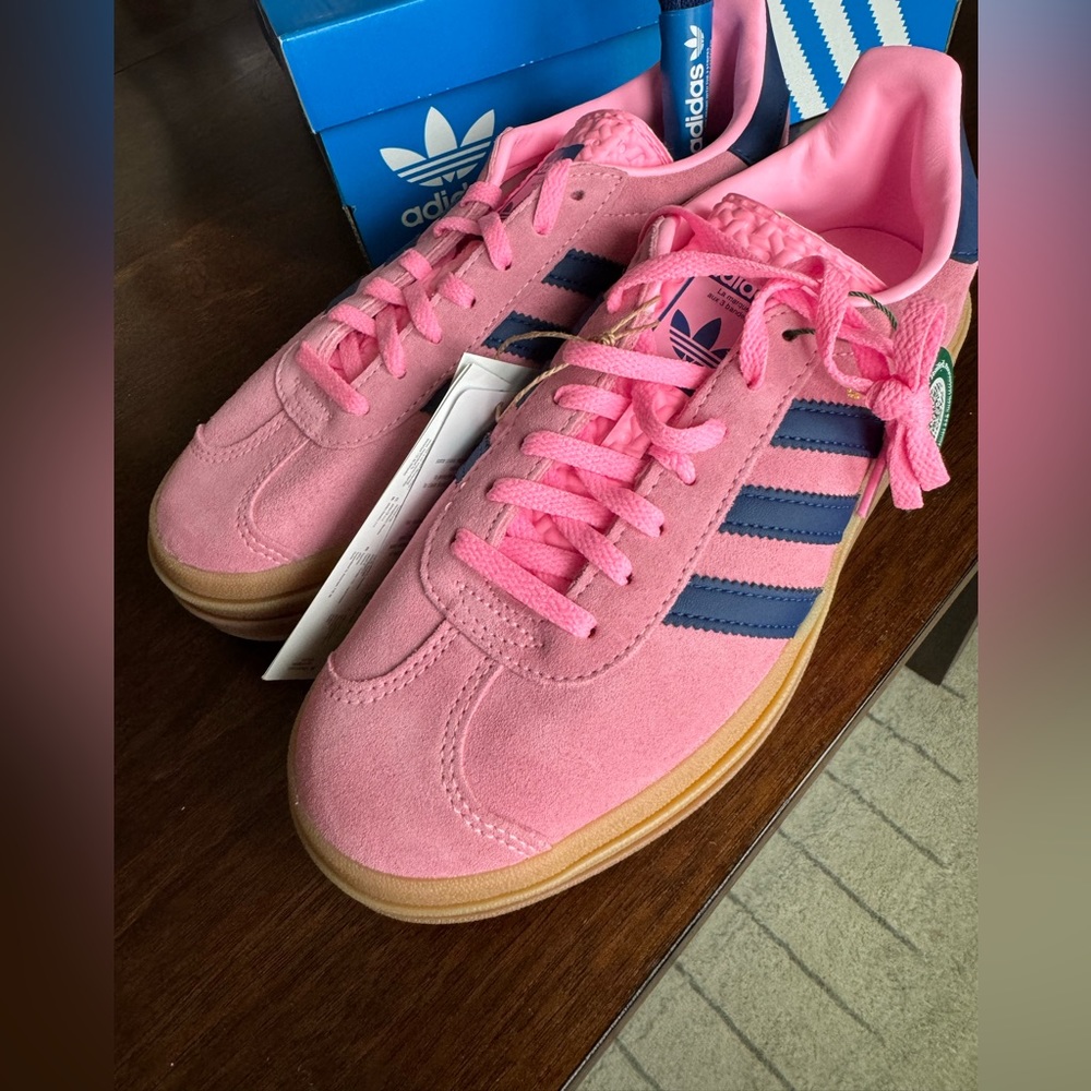 NWT Adidas Gazelle Bold Glow Pink